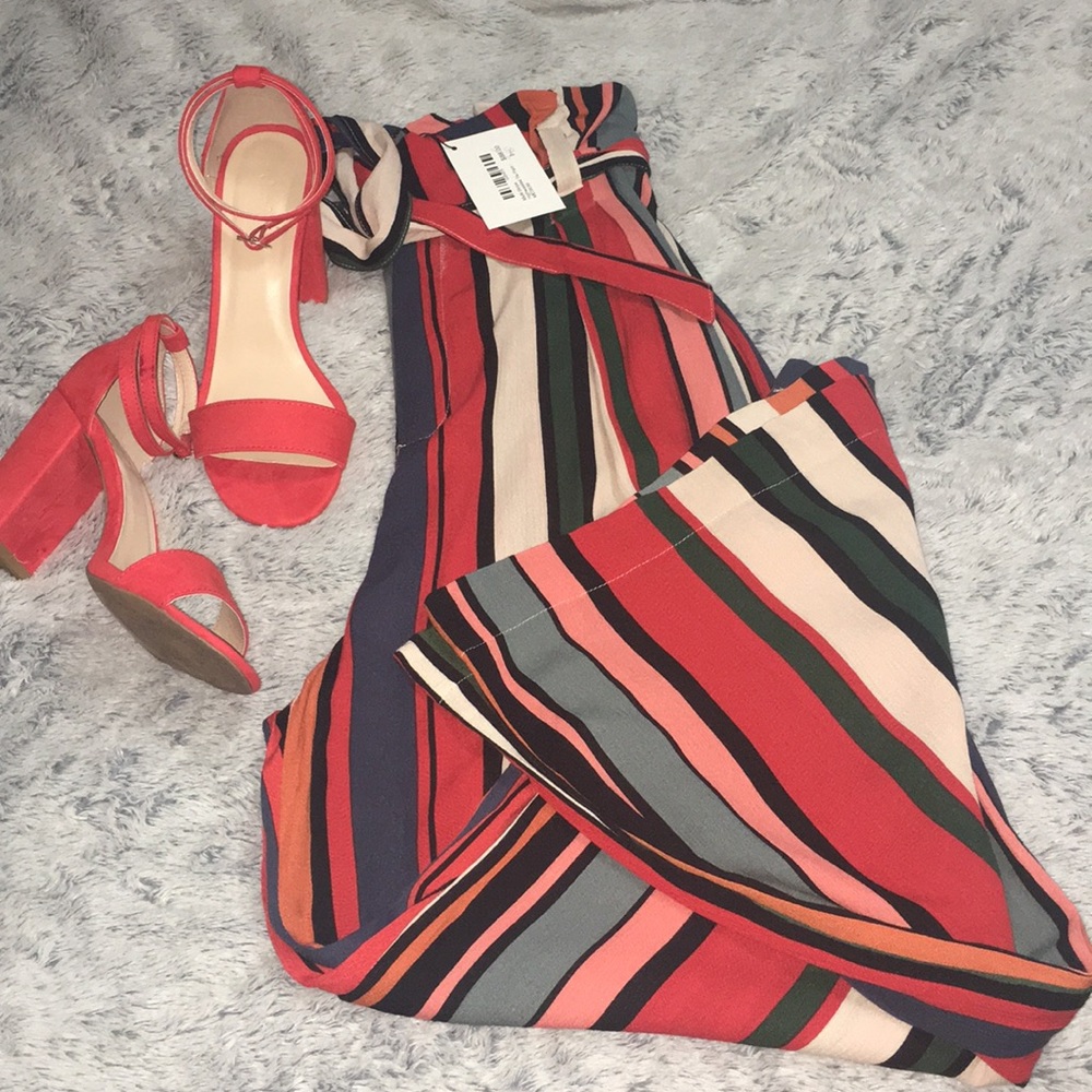 Boutique Women’s M Sized Flare Pants